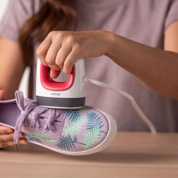 EasyPress MiniTM, Raspberry + Essentials Iron -On Bundle - Image 11