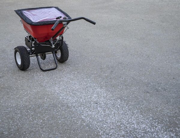 Multi-Purpose Walk Behind Push Spreader 3039632R Grounds Keeper, 100 Pound Capacity, Multi Use Tool for Grass Seed, Salt, De-Icer, Fertilizer and Seeds - Image 14